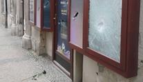 Dopadli jsme podezřelého z útoku na Bartošovu kancelář, hlásí policie