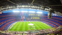 Úchvatné choreo! Vyprodaný Nou Camp vzdal hold Cruyffovi