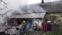 Na Šumpersku hořel dům. Při požáru hrozila také velmi silná exploze