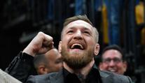 Potížista McGregor zjihnul. Po návštěvě Santy Clause mluvil o lásce