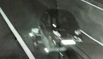 Dostal pokutu za jízdu bez dálniční známky. Auto přitom vezl na vozíku