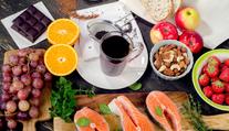 Expert chtěl nejzdravější jídlo na světě. Představil ideální tříchodové menu