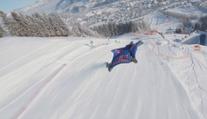 VIDEO: Dech beroucí moment! Let po slavné sjezdovce v Kitzbühelu