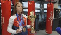 Česko má první sportovní hattrick. Získala ho mladá boxerka