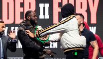 Kvůli šarvátce dostali zákaz! Za boxery se přimluvil Conor McGregor