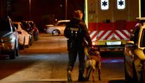 Policisté pátrají po násilníkovi. Ženu unesl před školou, kde čekala na syna