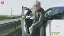 KDO JE V PRÁVU? Hádka řidičů na dálnici D8 málem skončila pěstmi! VIDEO