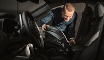 Používejte autosedačku správně! Kdy přesadit dítě do větší a jaké zvolit místo?