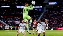 Kovářovo PSV na začátek LM remizovalo. Fenerbahce smírně s AS Řím