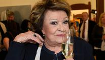 Jiřina Bohdalová je ve vážném stavu v nemocnici. Měla se otrávit jídlem
