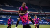 PSG urvalo výhru v bláznivé koncovce, Mbappé dal dva góly