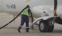 Aerolinky trápí vysoké ceny paliva. Některé ruší desítky letů, jiné zdražují letenky