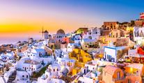 Na Santorini zavřeli oblíbenou stezku. Zavalila ji zemina, kterou nikdo nechce uklidit
