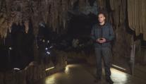 KOŘENÍ: Unikátní jeskynní labyrint ve Slovinsku