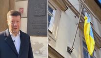 VIDEO: Okamura ze Sněmovny sundal vlajku Ukrajiny. Piráti a ODS s ním vyběhli
