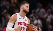Griffin zničil Philadelphii 50 body! Denver porazil Sacramento