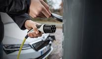 Elektromobily v Česku. Letošní růst odpovídá EU, podíl je ale třikrát nižší