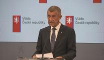 Poslanci na mimořádné schůzi řešili ceny pohonných hmot