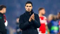 Nejsem úplně spokojený, mohli jsme hrát lépe, řekl Arteta po zápase se Slavií