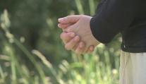 Obětí domácího násilí v Česku přibývá! Na policii se ale obrací méně žen