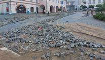 Bouře a voda decimovaly Týn nad Vltavou. Vážné škody na náměstí