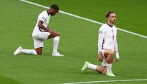 Angličané v Maďarsku pokleknou, FIFA chce zamezit rasismu