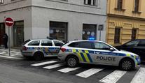 V centru Prahy náhle zemřela mladá cizinka. Kriminalisté zjišťují, co se stalo