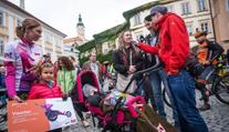 Cyklistický závod Nova Cup na konci sezóny pomáhal