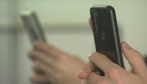 Až čtvrtina Čechů se o duševních problémech radí s AI. Opatrně, varují terapeuti