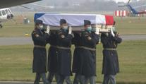 Mrtvá vojákyně je zpátky v Česku. Michaelu přivezl armádní speciál