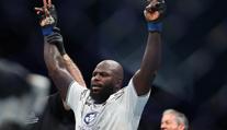 UFC vyhodila elitní těžkou váhu. Šéfovi se nelíbil jeho poslední výkon
