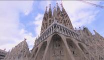 Sagrada Família je nově nejvyšším kostelem světa. Papež mu sám požehnal