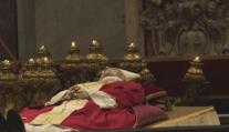 Pohřeb Benedikta XVI. se blíží. Za Česko se ho zúčastní premiér Fiala