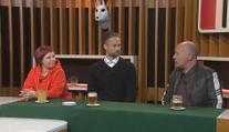 Debaty u piva: Ideální forma výuky na dálku by umožnila i komunikaci žáků mezi sebou