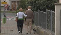 Mladí se do partnerství nehrnou. Přednost dávají cestování a kariéře