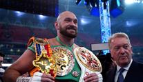 Vrátí se, nebo ne? Fury po 53 dnech v důchodu oznámil návrat a chce balík