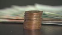 Strašákem Čechů jsou často běžné výdaje. Něco našetřit dokáže jen pětina