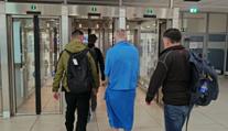 Před spravedlností utekl do Kostariky. Teď muže vrátili zpět do Česka