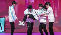 Worlds: Poslední evropská naděje uhasla. Zvítězí ve finále Čína nebo Jižní Korea?