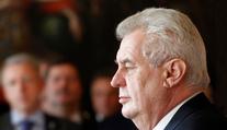 Zeman sezval poradce na Hrad. Oznámí, že bude zas kandidovat?