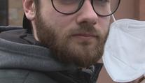 Kvůli vousům nemusí respirátor správně těsnit! Lékaři mají jednoduchou radu