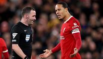 Jasná penalta pro Reds, zuří fanoušci. Komise vysvětlila, proč sudí nepochybil