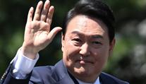 Jihokorejský prezident Jun Sok-jol končí. Parlament schválil jeho odvolání