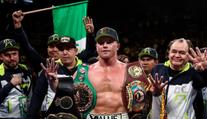 Nejlepší boxer světa žaluje své promotéry. Žádá přes 6 miliard korun