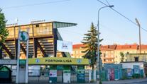 V Ďolíčku se demoluje kasino. Balón bude na tramvaj lítat častěji, hlásí fanoušek