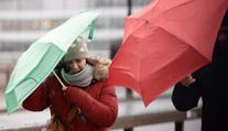 Na Česko míří intenzivní srážky. Meteorologové varují před další ledovkou