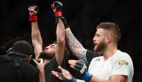 Triumf v pérové váze slaví Dagestánec Zabit, zvítězil na body