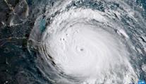 Hurikán Irma mírně zeslábl, na Floridě vrcholí evakuace