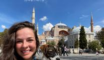 Češka šla pěšky do Istanbulu. Po více než čtvrt roce tam dorazila