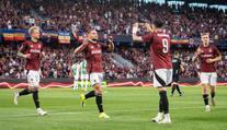 Zrozeni v černé, definováni rudou. Sparta představila nové dresy s odkazem na Arsenal